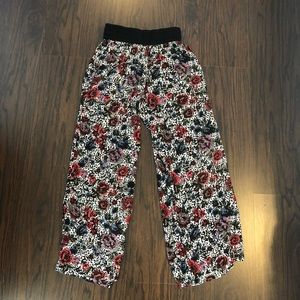 Robert Louis floral pants Flowy cropped small